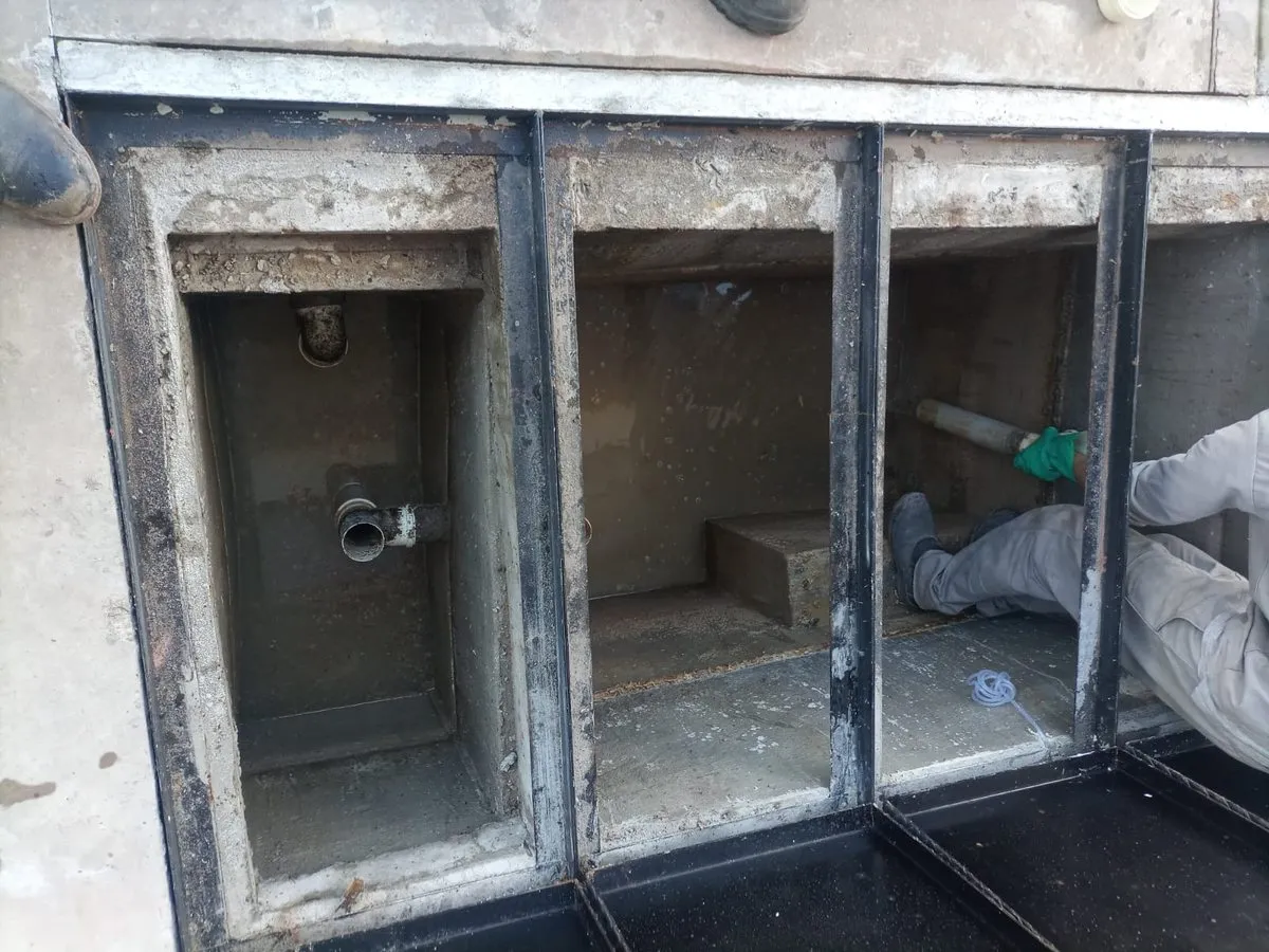 Limpeza de caixa de gordura · FR Renovar